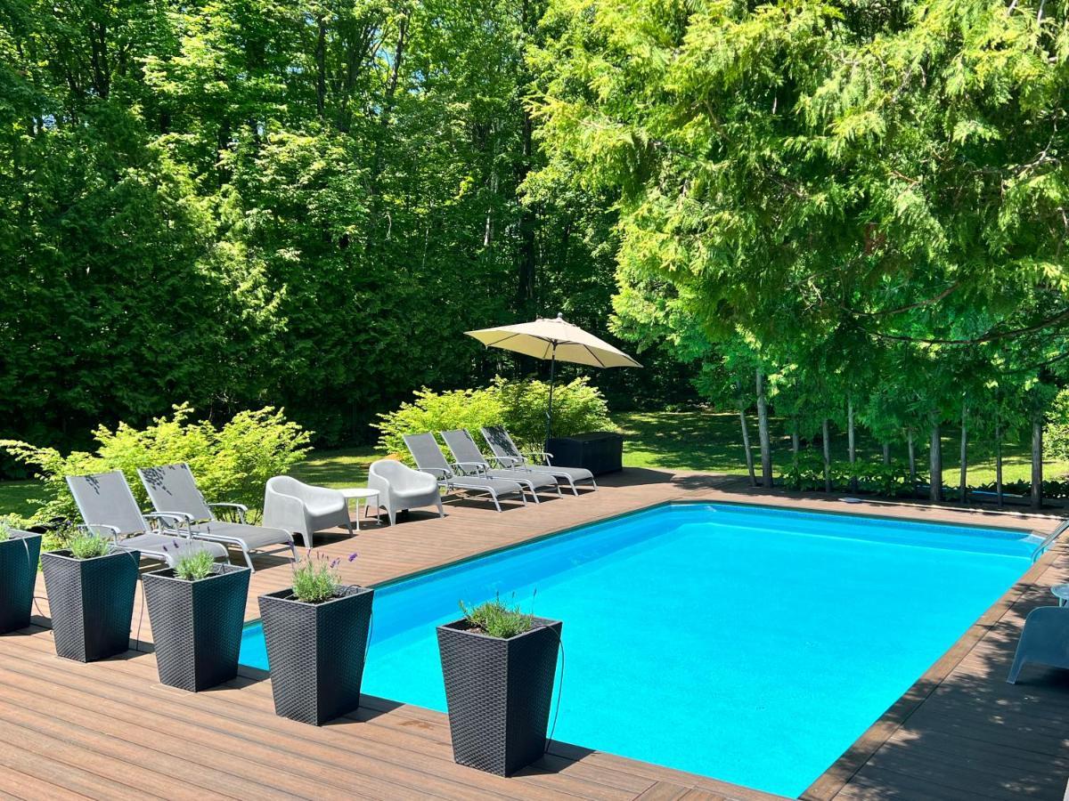 Stunning Modern House With Swimming Pool And Spectacular Sunsets *